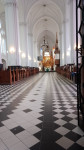 Dzień Papieski i kiermasz z udziałem wolontariuszy Dzieła Nowego Tysiąclecia