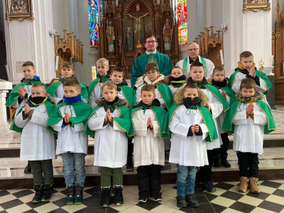 Nasza parafia ma 15 nowych ministrantów